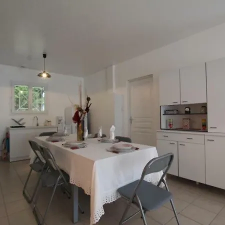 House Maison Yvonne